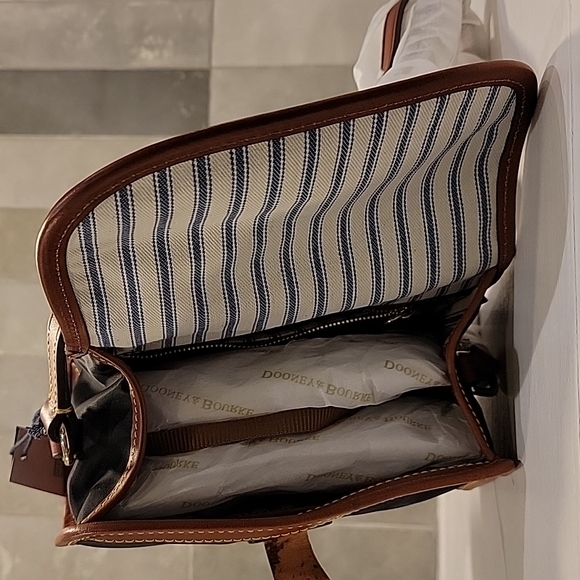 Dooney Bourke Wayfarer Flap Crossbody Bag - Picture 11 of 13